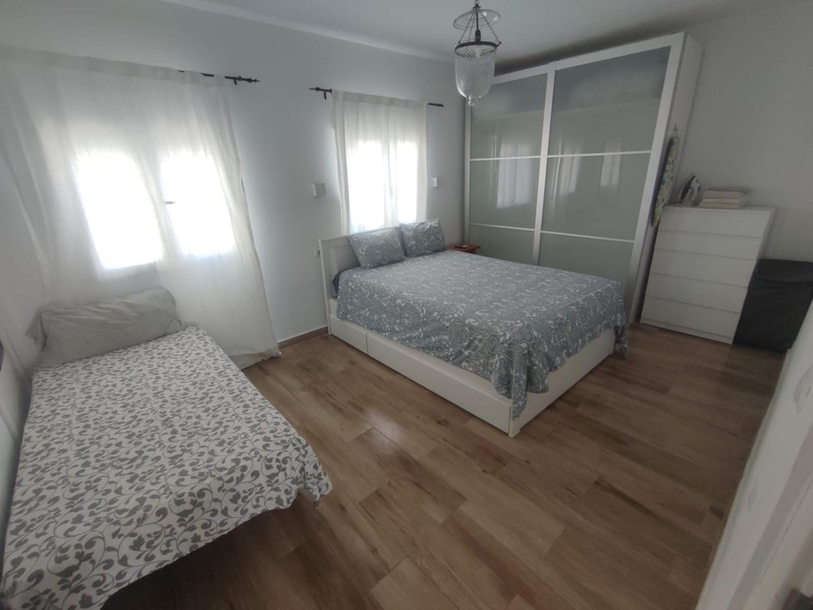 Apartamento Atico Amplio Y Luminoso *